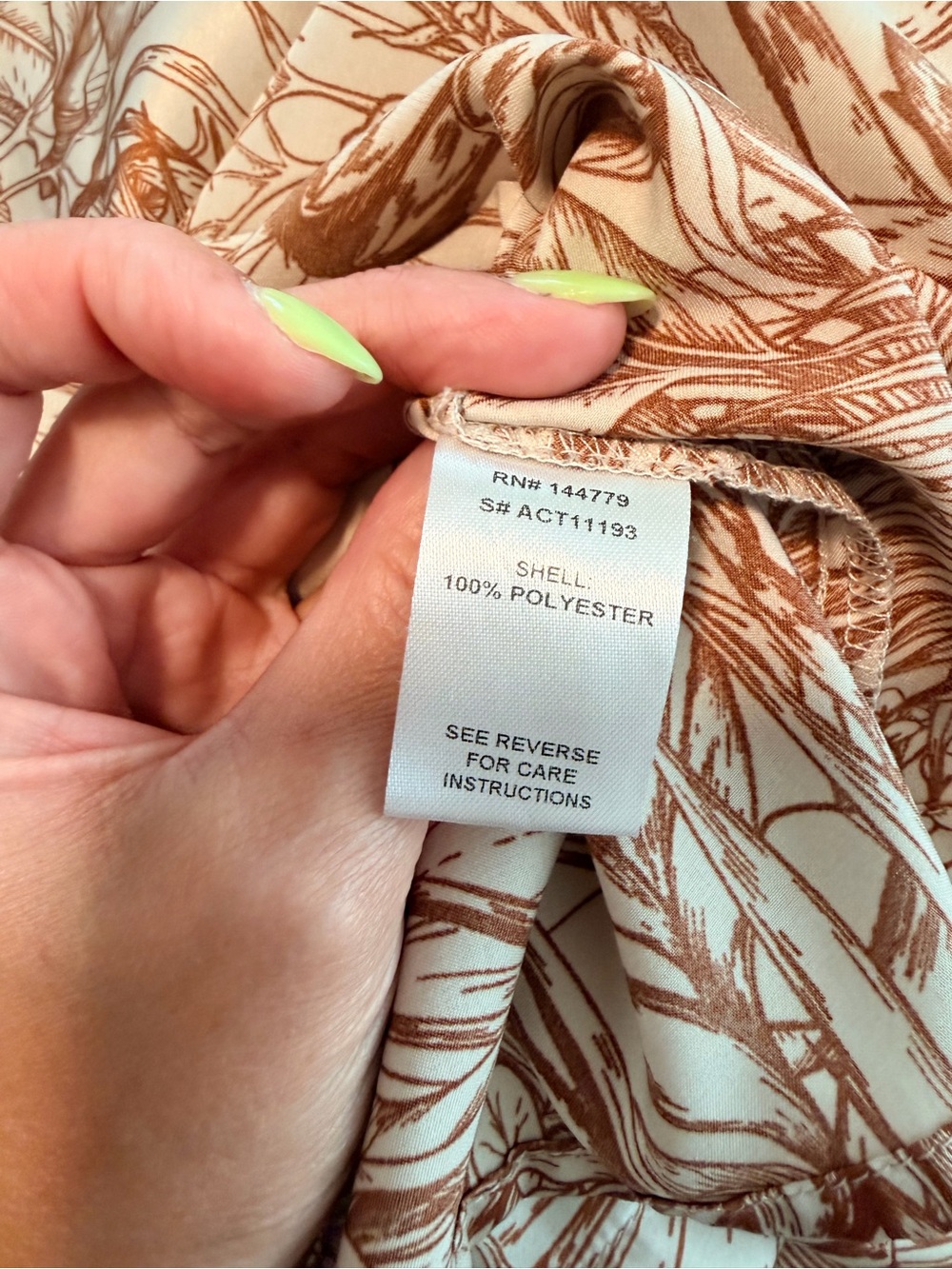 Vici Tan Palm Print Button-Down Blouse - Picture 7 of 7